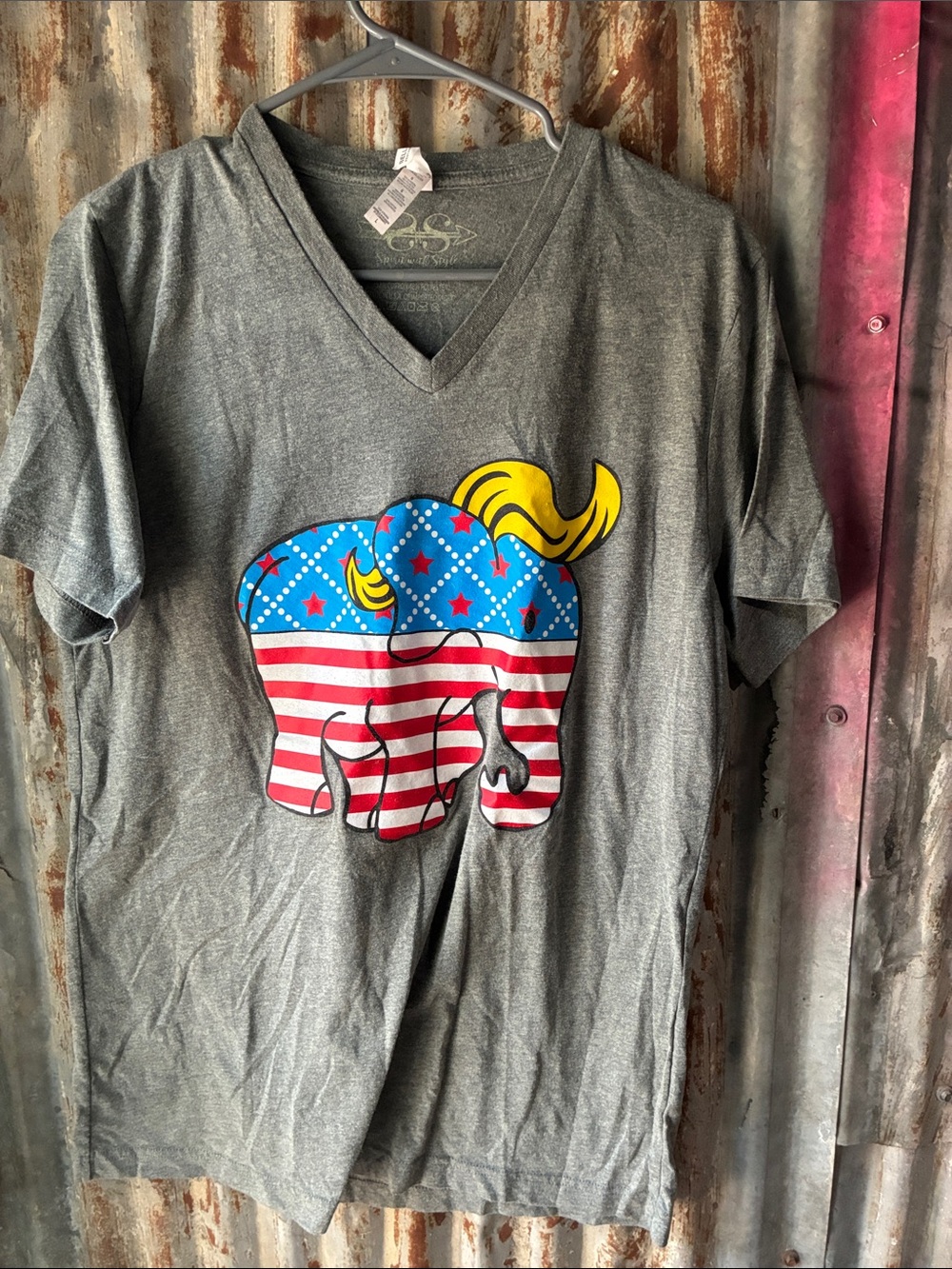 Women's Gray V-Neck Tee with Patriotic Elephant Graphic